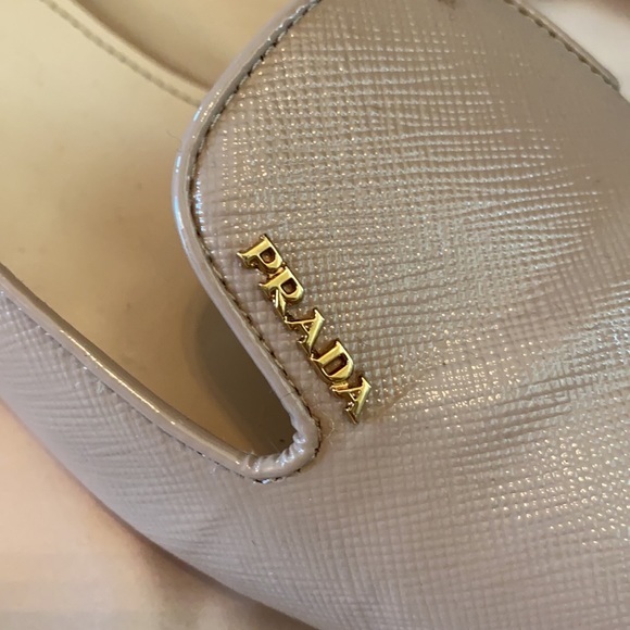 Beautiful Prada Calzature Donna slip on flats in Excellent condition size 39 - Picture 16 of 16